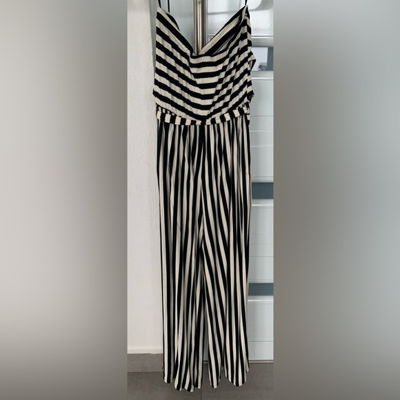 Rainbow Strapless Jumpsuit- Color Black & White. Size M - Picture 3 of 4